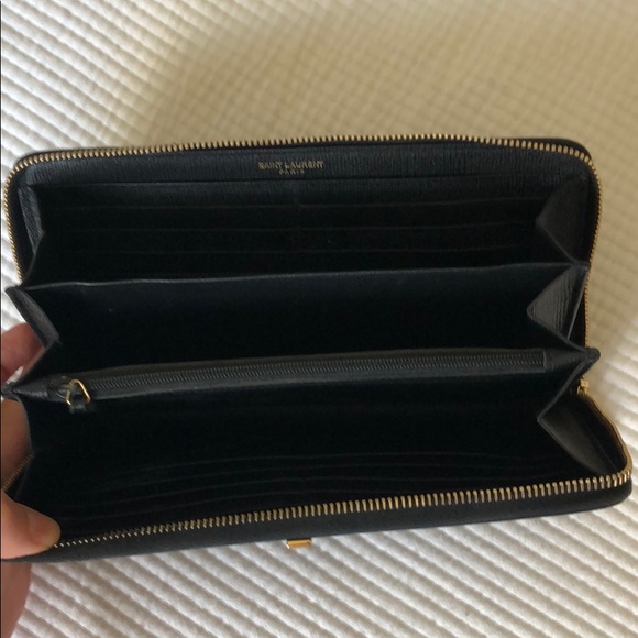 Saint Laurent Classic Y Continental Wallet - Picture 5 of 6